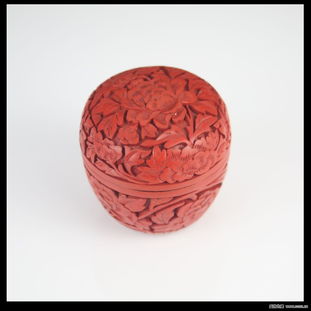 时光雕琢的艺术 建国后出口老工艺品厂纯手工漆雕香盒探秘