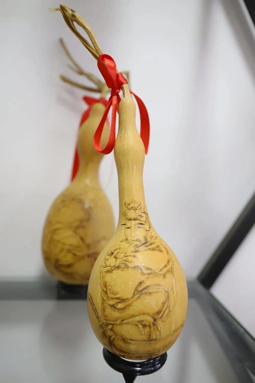 科尔沁区文化馆深入庆和镇开展非遗工艺美术品普查工作